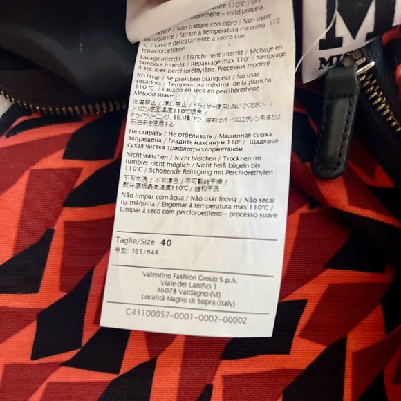 MISSONI Italian Made Black & Orange Double Zip Miniskirt IT Size 40 US Size 4 - Picture 6 of 6